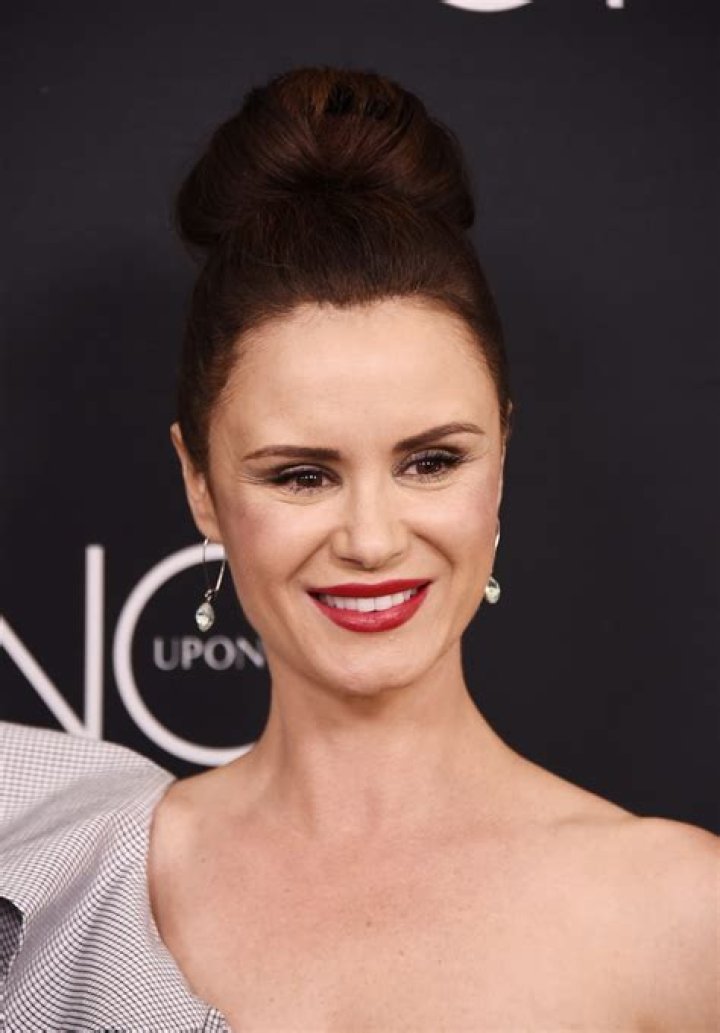 Keegan Connor Tracy Bra Size, Age, Weight, Height, Measurements